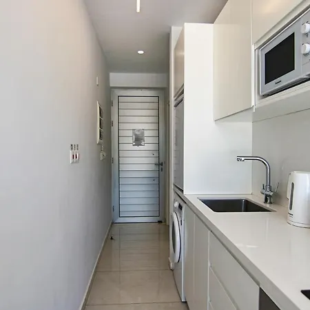 Apartment Phaedrus Living - Seaside Luxury Flat Harbour 102 Paphos